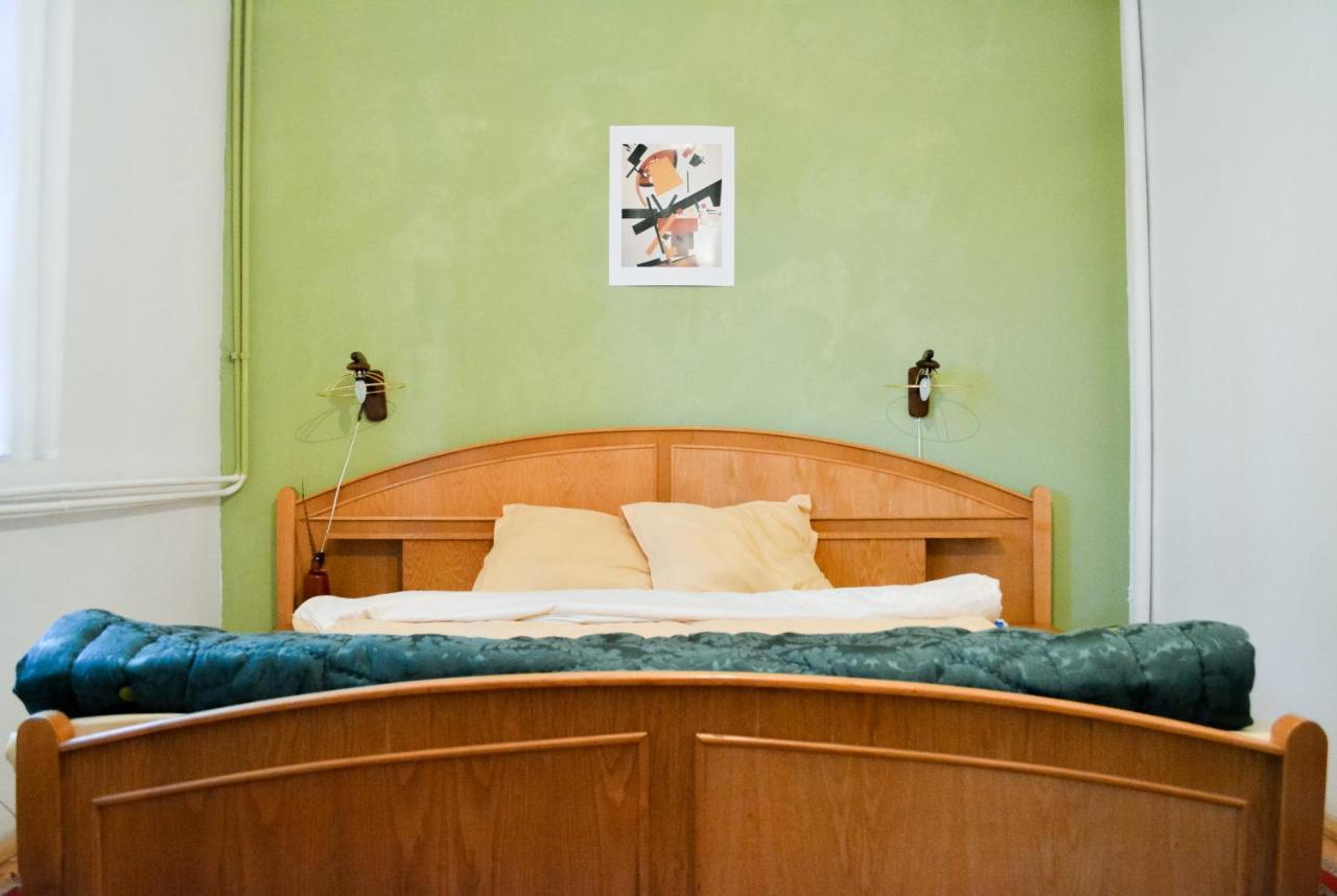 Grandpa'S Hidden Crib, 6 Bedroom, Pet Friendly Sinaia Exteriör bild