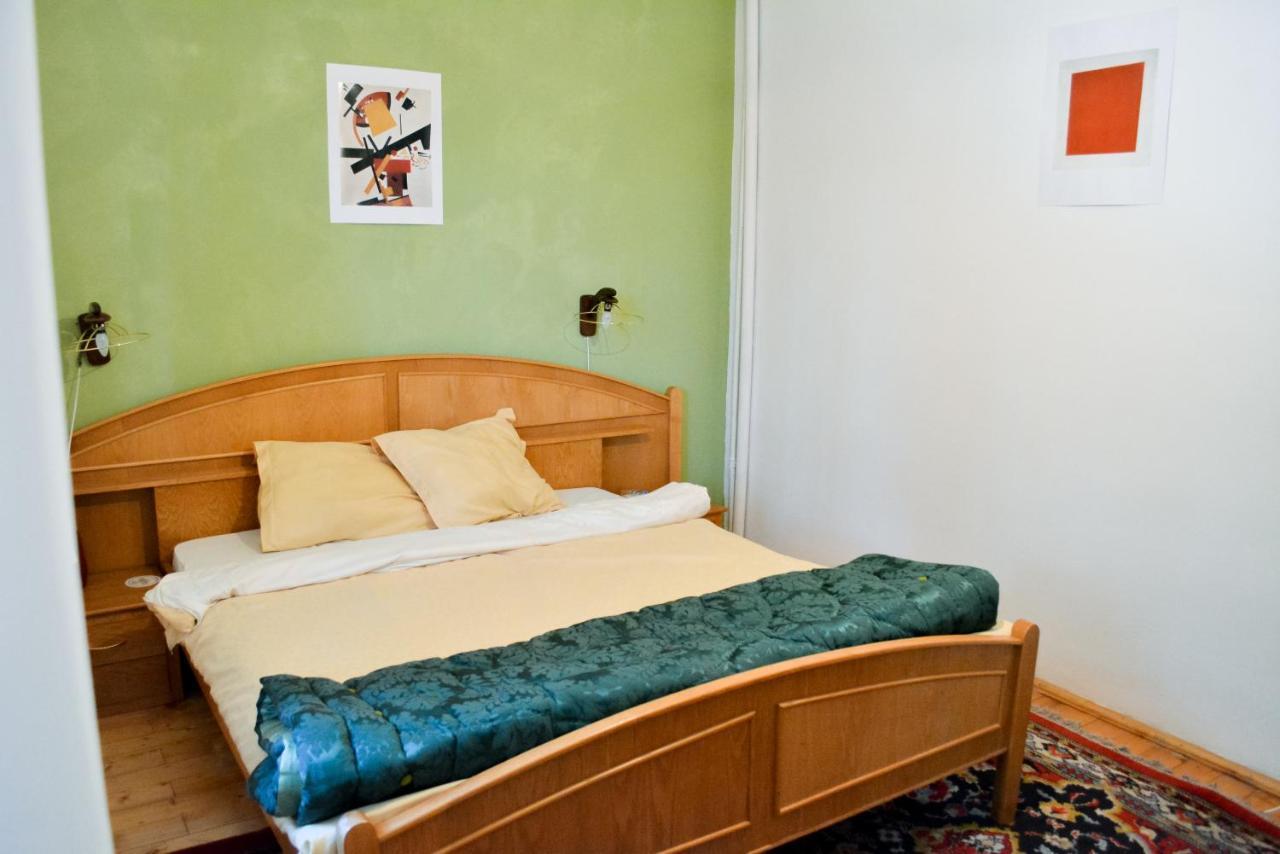 Grandpa'S Hidden Crib, 6 Bedroom, Pet Friendly Sinaia Exteriör bild