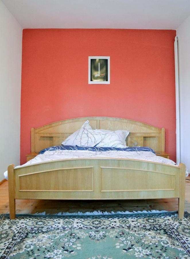 Grandpa'S Hidden Crib, 6 Bedroom, Pet Friendly Sinaia Exteriör bild